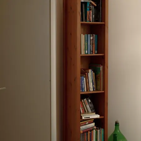 Vendégház Connie's Tourist Bari