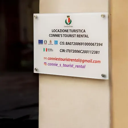 Pensión Connie's Tourist 3*